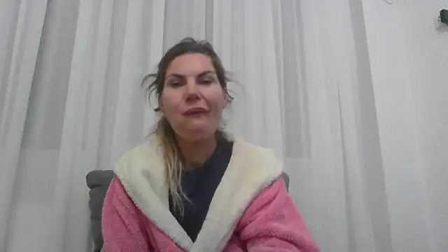 FeliciaKrige's cam snapshot