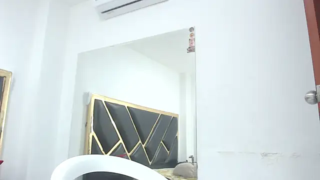 NoahJhonson69's cam snapshot