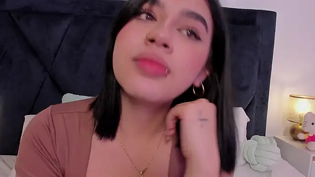 Lily_Woodz's cam snapshot