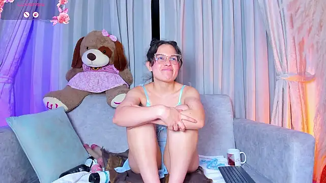 alejagarcia_'s cam snapshot