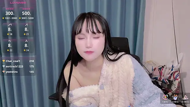 Momo-999's cam snapshot