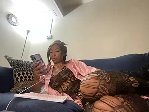 LeBimbo's cam snapshot