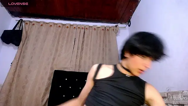 DaraKat18 live sex cam