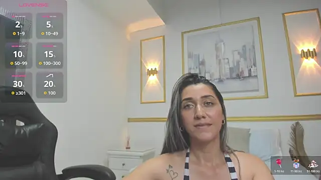 karlyy_ live sex cam