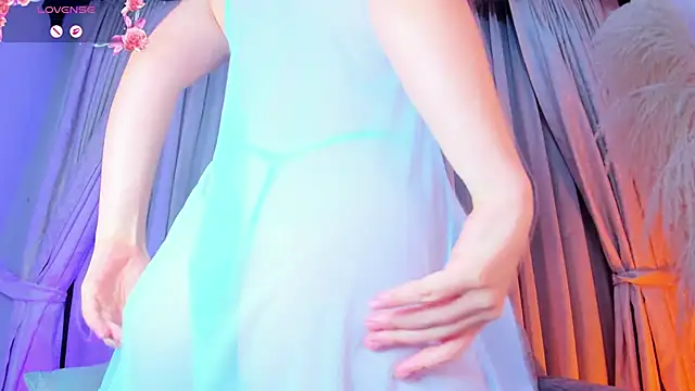 alejagarcia_'s cam snapshot