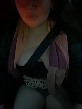 Maya_Manes's cam snapshot