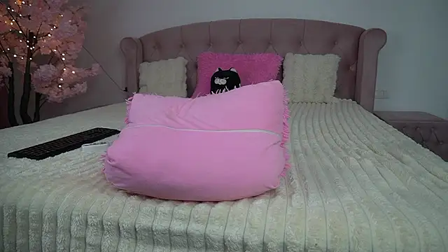 emma_godess's cam snapshot