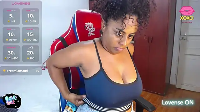 BellaKarla's cam snapshot