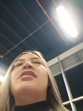 alana_69's cam snapshot