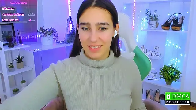 _Eliizabeth_'s cam snapshot