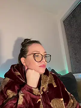 FemDom_RubyKnightXXO's cam snapshot