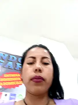 _andrea30's cam snapshot