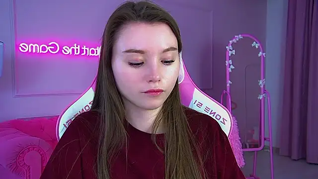 KeiraAsti's cam snapshot