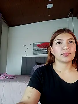 Antonella__b's cam snapshot