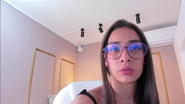 NahimiThompson's cam snapshot