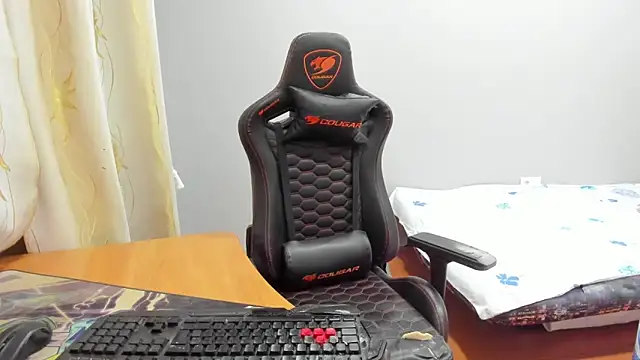 iliaskrislove's cam snapshot