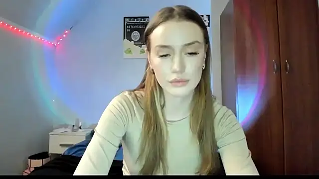 tinyglow's cam snapshot