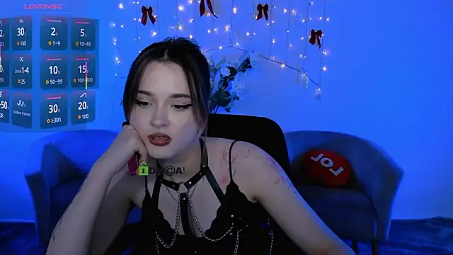 liana_kisses's cam snapshot