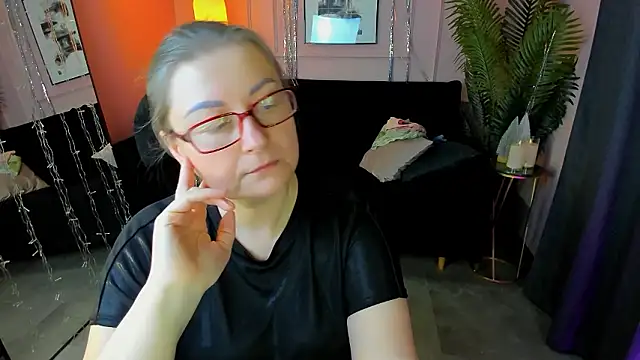 AlexandraKind live sex cam