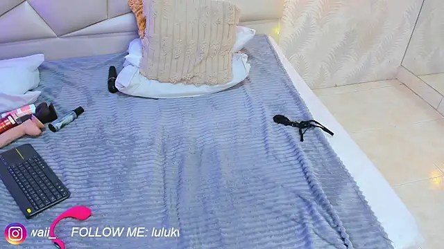 lulukawai16's cam snapshot