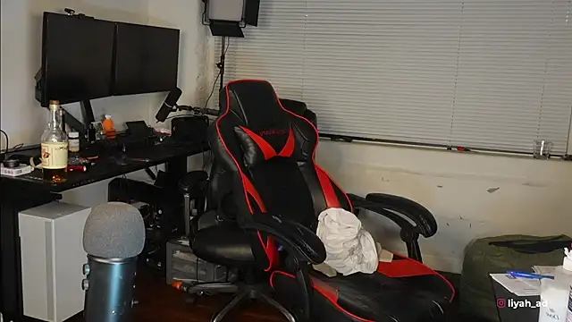 Bubbleliyah's cam snapshot