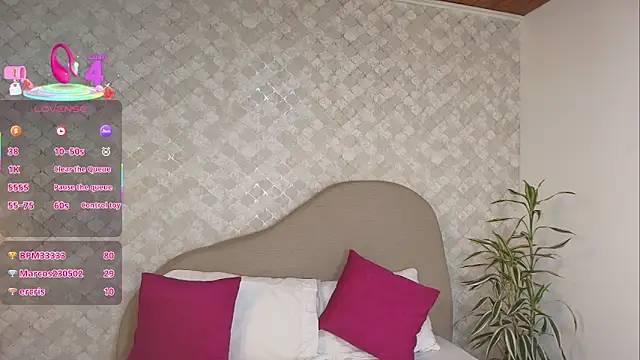 RILLEY_ALLEN's cam snapshot