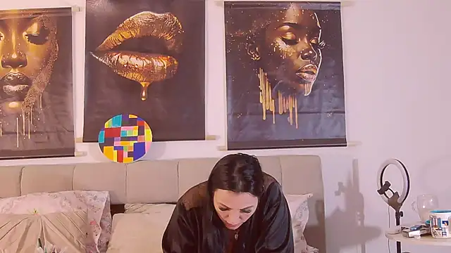 ReiyaRey's cam snapshot