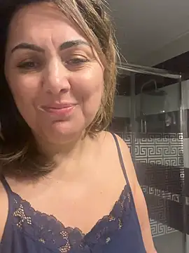 Emma_roqueen's cam snapshot