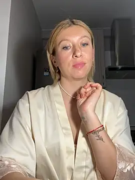 Kittie_Valentine's cam snapshot