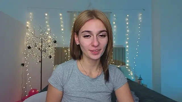 Little_mia__'s cam snapshot