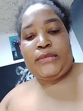 MassiveBoobsxxxx's cam snapshot