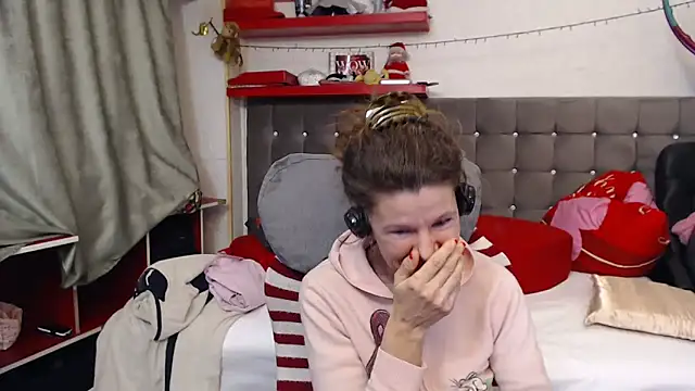 kellyterapy's cam snapshot