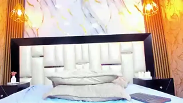 JanneCooper's cam snapshot