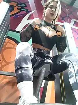 Mishchelle_Zakii's cam snapshot