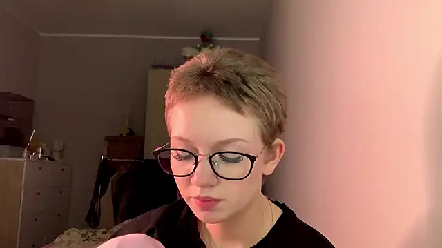 makeyousense's cam snapshot