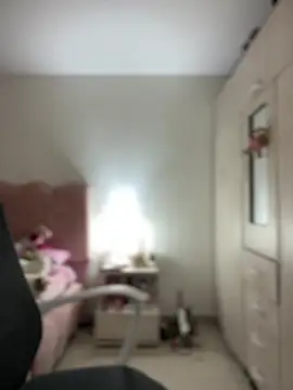 Emmily_19's cam snapshot