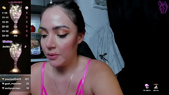 brianna_196's cam snapshot