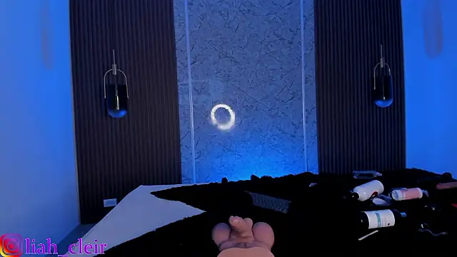 liah_cleir's cam snapshot