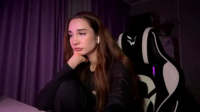 HollyPaw's cam snapshot