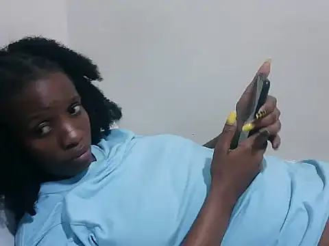 prettybeee's cam snapshot