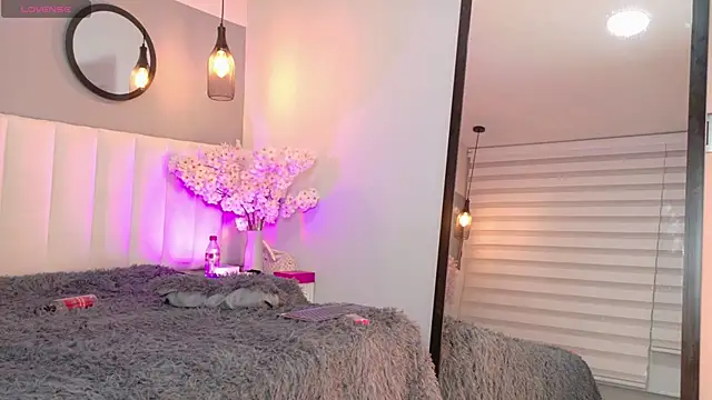 amy_miller1's cam snapshot