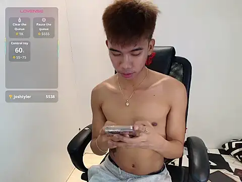 Ur_pinoyhotbrix's cam snapshot