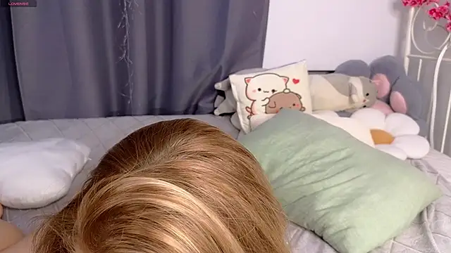 springloveee's cam snapshot