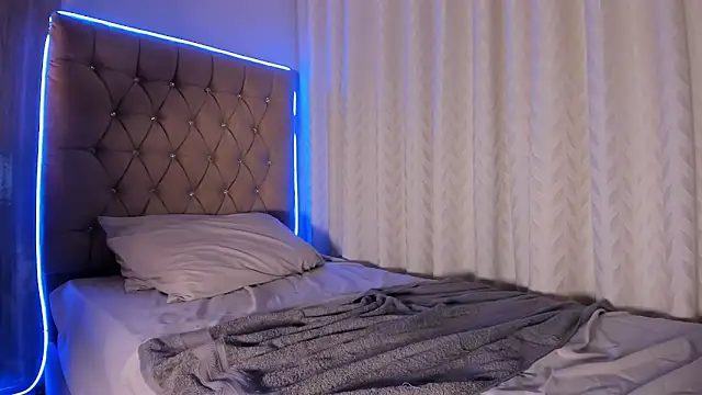 Maddyluxe's cam snapshot