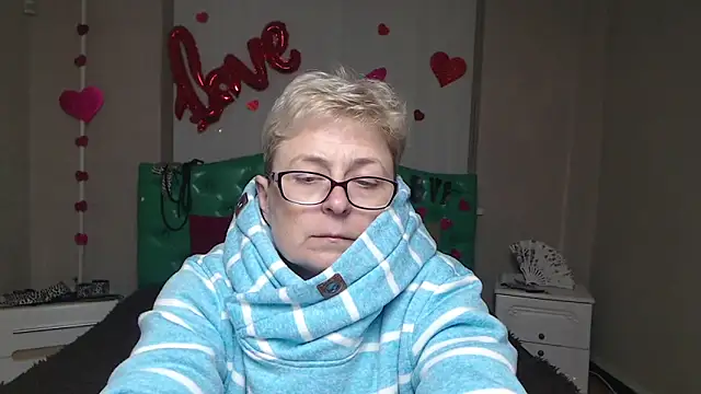 EmiliaGree's cam snapshot