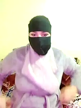 Laura-arabe's cam snapshot