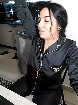 hot-babygirl's cam snapshot