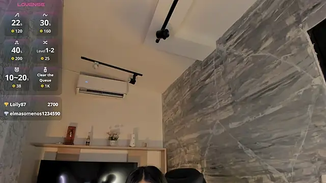 LunaBaker-1's cam snapshot