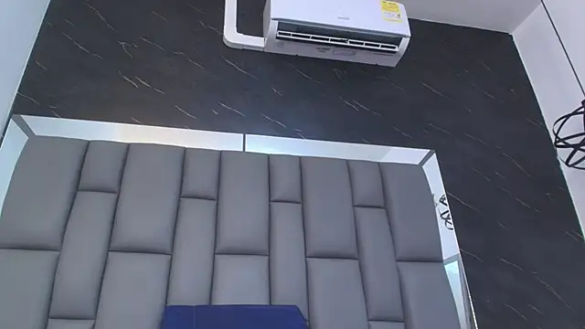 kissme_luna's cam snapshot