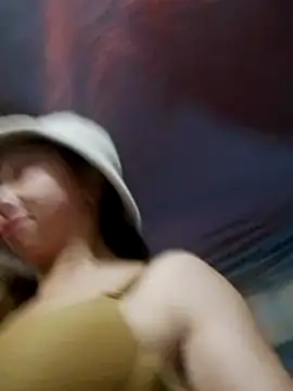 TRIEUTRIEU20's cam snapshot